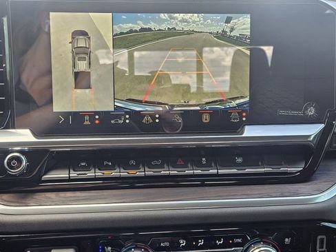 New 2026 GMC Sierra 1500 SLT AWD/4WD image 14