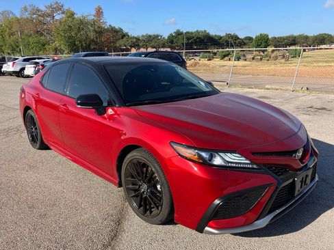 Used 2023 Toyota Camry XSE w/ Cold Weather Package FWD image 3