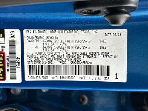 Used 2018 Toyota Tacoma TRD Sport image 16