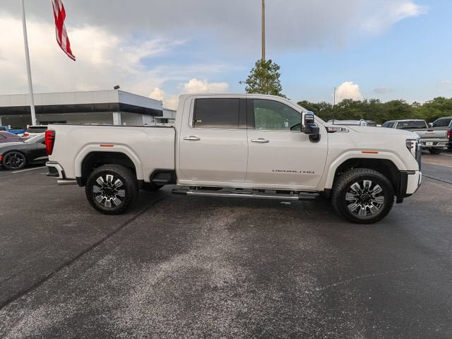 Used 2025 GMC Sierra 3500 Denali w/ Denali Reserve Package AWD/4WD image 11