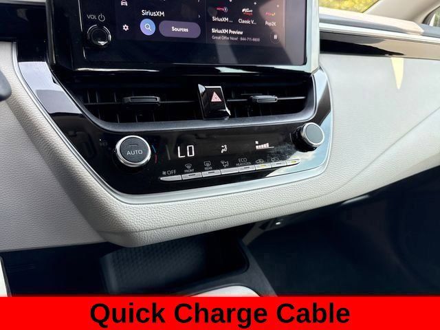 Used 2025 Toyota Corolla LE FWD image 46