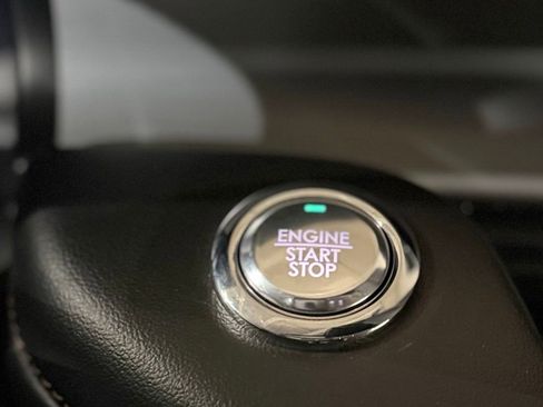 Used 2023 Lincoln Aviator 2WD w/ Premium Package image 71