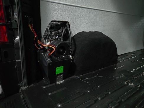 Used 2024 RAM ProMaster 2500 w/ Quick Order Package 22G SLT image 12