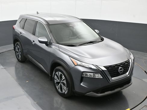 Used 2023 Nissan Rogue SV AWD/4WD image 33