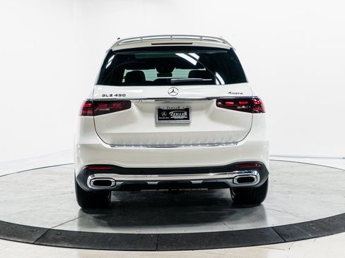 Used 2024 Mercedes-Benz GLS 450 4MATIC image 32