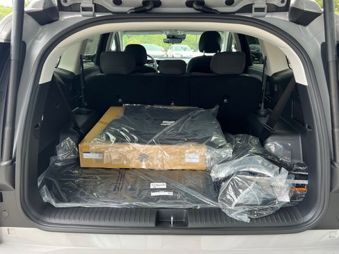 New 2026 Hyundai Ioniq 9 SE image 10