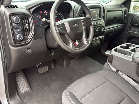 Used 2020 Chevrolet Silverado 1500 Custom Trail Boss w/ Custom Convenience Package AWD/4WD image 16