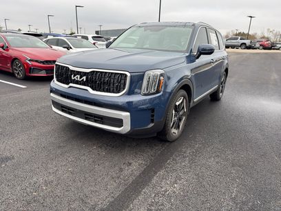 Used 2025 Kia Telluride EX