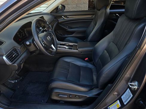 Used 2018 Honda Accord EX-L image 16