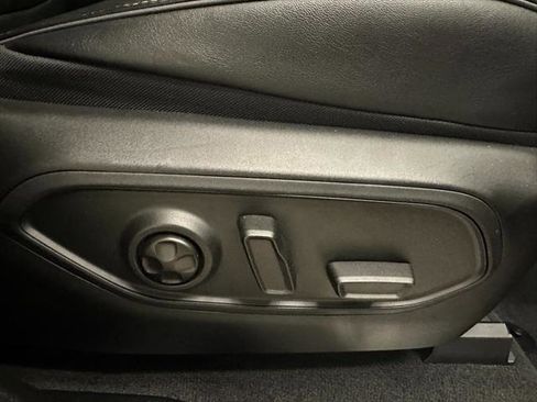 Certified 2022 Jeep Grand Cherokee Overland image 35