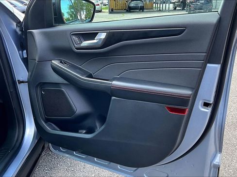 Used 2022 Ford Escape SEL w/ SEL Stealth AWD Package image 26