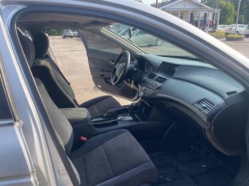 Used 2009 Honda Accord LX-P image 10