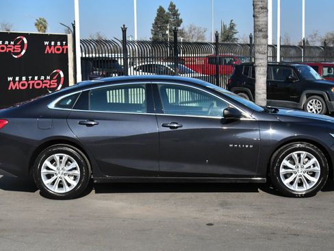 Used 2023 Chevrolet Malibu LT image 9