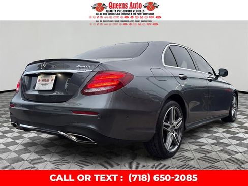 Used 2017 Mercedes-Benz E 300 4MATIC image 6