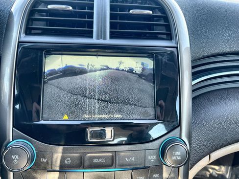 Used 2013 Chevrolet Malibu LT image 19