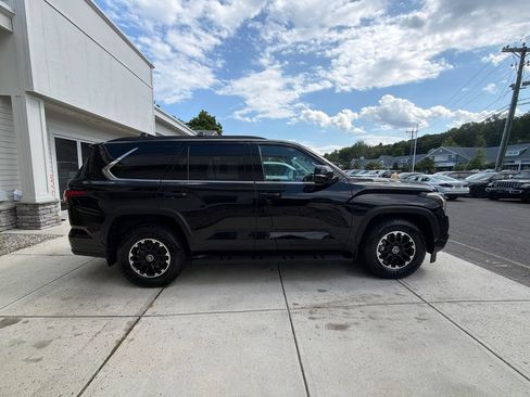 Used 2023 Toyota Sequoia SR5 w/ TRD Off-Road Package AWD/4WD image 6