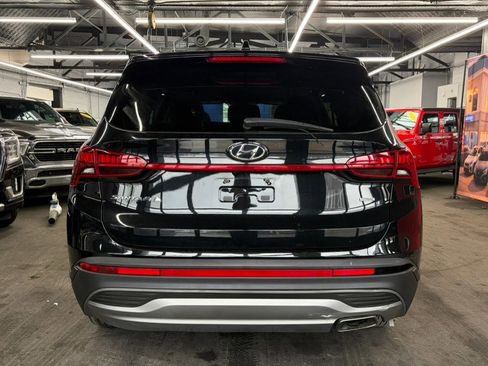 Used 2023 Hyundai Santa Fe SE AWD/4WD image 5