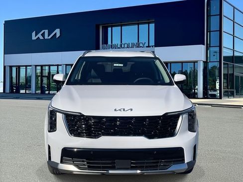 New 2026 Kia Sorento S image 2