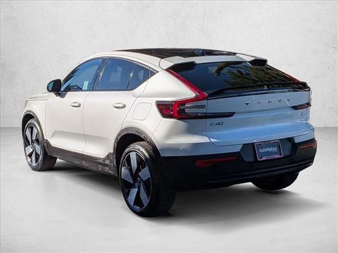 Certified 2023 Volvo C40 P8 Recharge Ultimate image 8