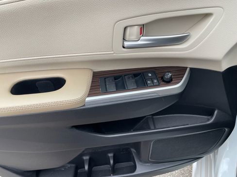Used 2023 Toyota Sienna XLE w/ XLE Plus Package image 15