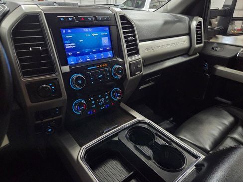 Used 2020 Ford F350 Lariat w/ Lariat Value Package AWD/4WD image 50