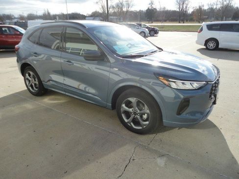 Used 2024 Ford Escape ST-Line image 19