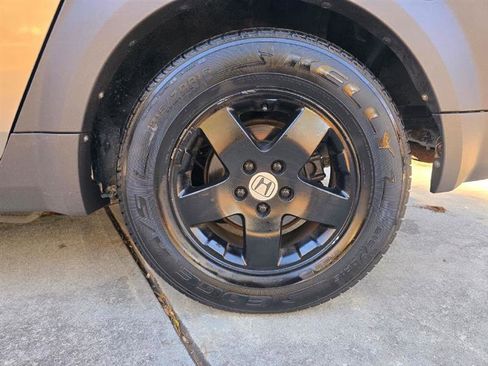 Used 2004 Honda Element EX image 12