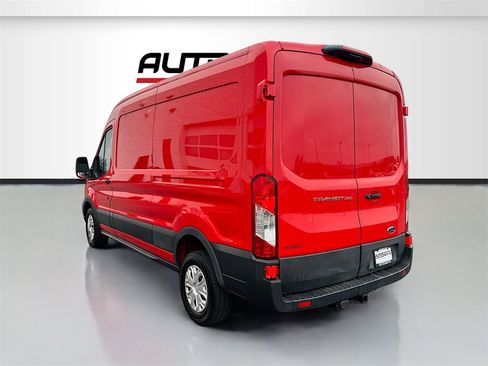 Used 2023 Ford Transit 250 Medium Roof w/ Exterior Upgrade Package image 5