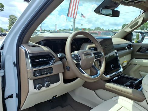 New 2026 GMC Yukon Denali w/ Sun & Power Step Package RWD image 8