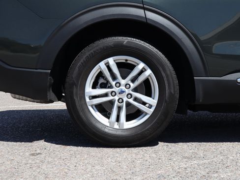 Certified 2023 Ford Explorer XLT RWD image 13