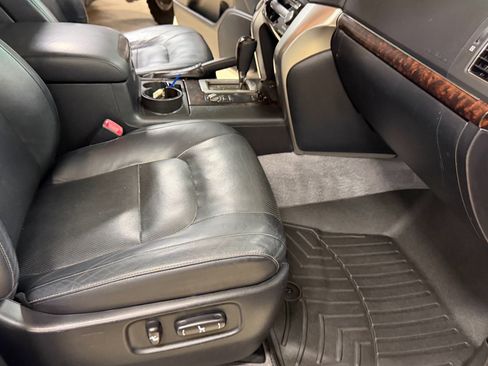 Used 2014 Toyota Land Cruiser AWD/4WD image 28