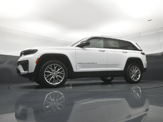 New 2027 Jeep Grand Cherokee Limited AWD/4WD image 20