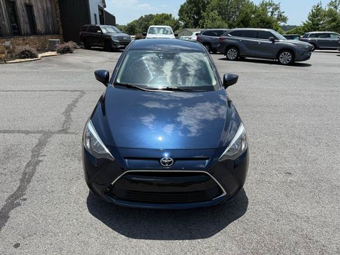 Used 2017 Toyota Yaris iA FWD image 10