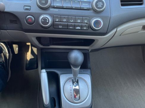 Used 2010 Honda Civic LX image 16