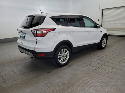 Used 2017 Ford Escape SE AWD/4WD image 10