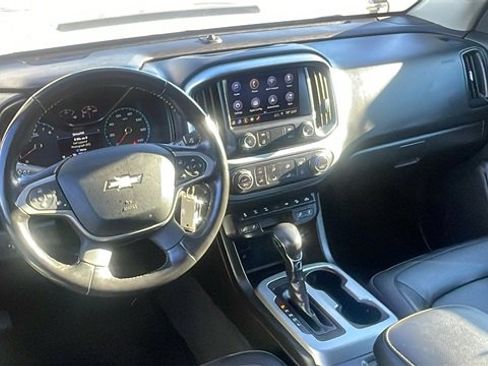 Used 2022 Chevrolet Colorado ZR2 image 16