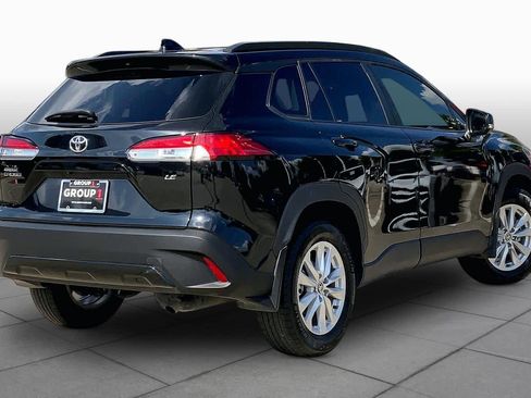 Used 2022 Toyota Corolla Cross LE w/ Moonroof Package FWD image 13