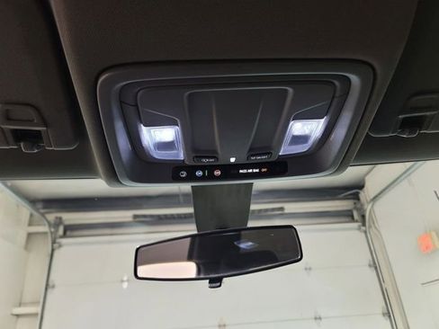 Used 2022 GMC Sierra 3500 SLE w/ SLE Convenience Package image 20