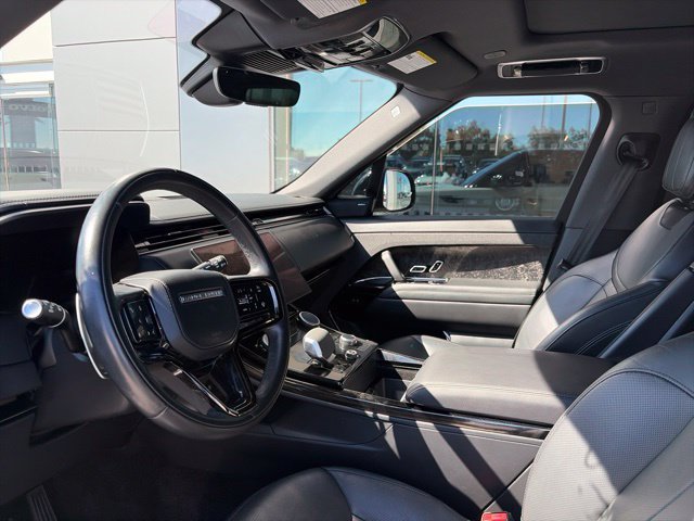 Used 2023 Land Rover Range Rover Sport SE Dynamic AWD/4WD image 5