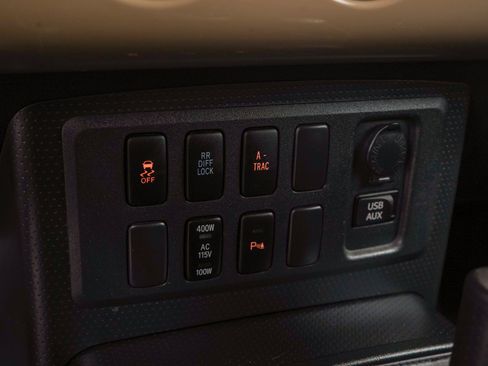 Used 2011 Toyota FJ Cruiser 4WD w/ Upgrade Pkg image 22