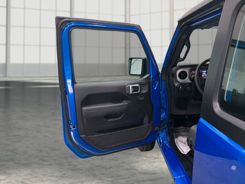 New 2026 Jeep Wrangler Sport AWD/4WD image 17