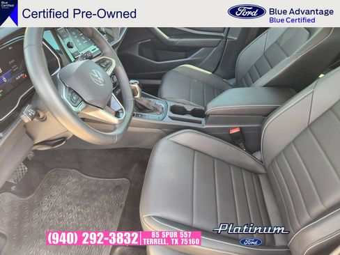 Used 2024 Volkswagen Jetta SE w/ Panoramic Sunroof Package FWD image 13