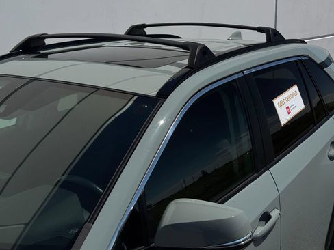 Certified 2022 Toyota RAV4 XLE w/ Convenience Package AWD/4WD image 19
