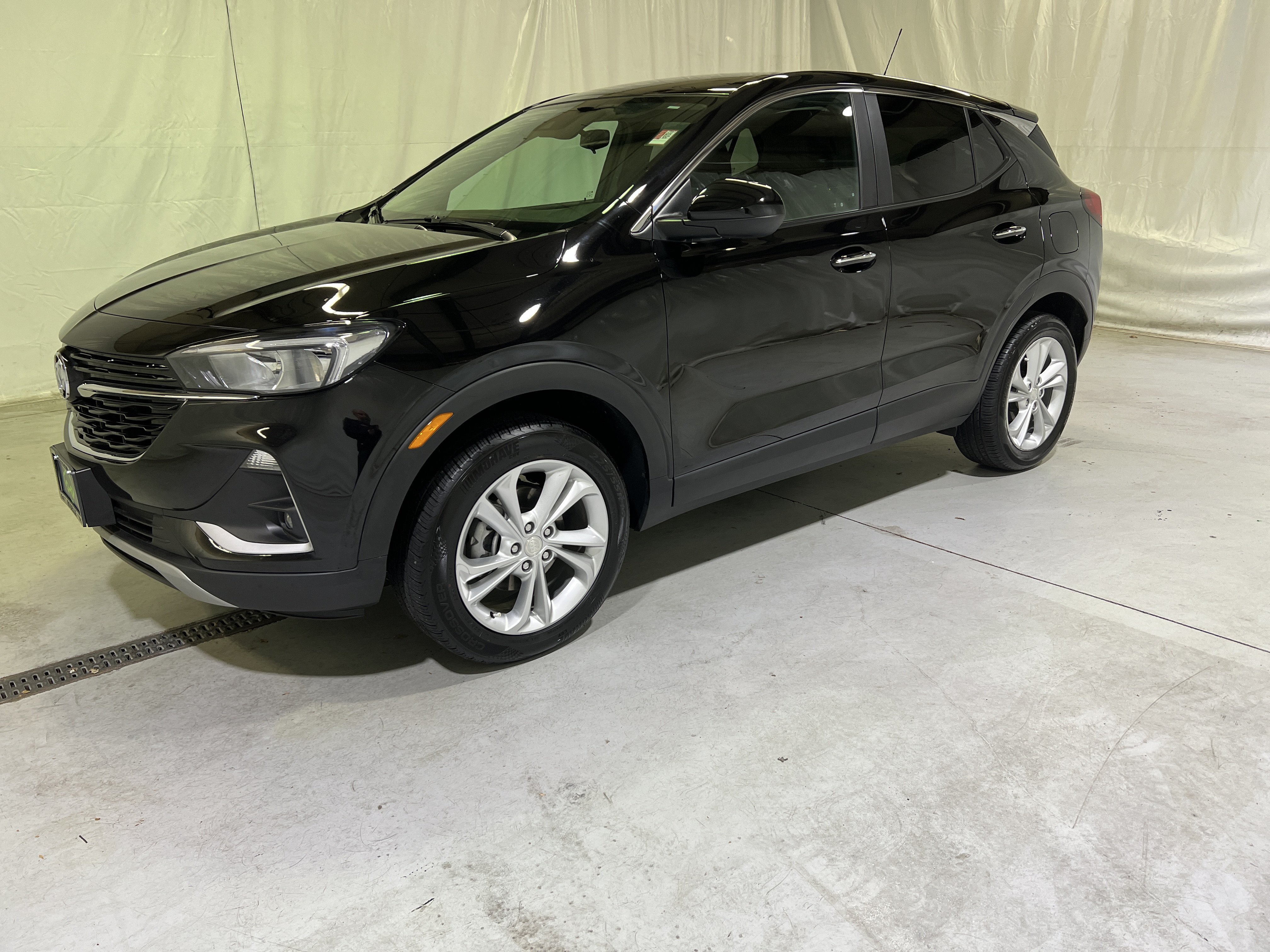 Used 2023 Buick Encore GX Preferred w/ Cold Weather Comfort Package AWD/4WD image 6