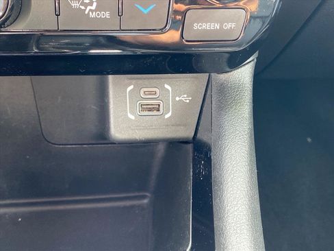 Used 2025 Jeep Compass Limited AWD/4WD image 15