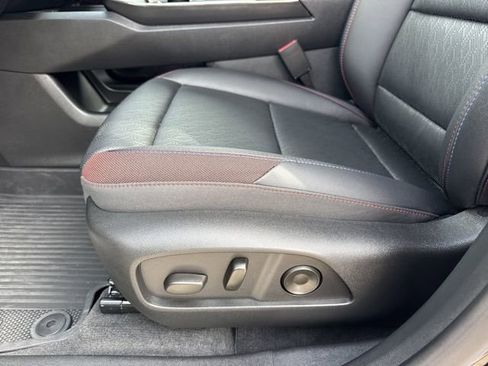 Used 2026 Chevrolet Equinox RS w/ Convenience Package III image 42