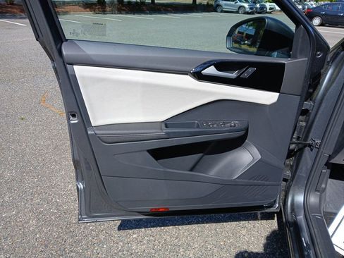 New 2026 Volkswagen Taos S FWD image 10