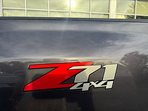 Used 2011 Chevrolet Silverado 2500 LT w/ Interior Plus Package image 14