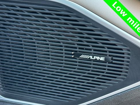 Used 2024 Jeep Wagoneer Base image 24