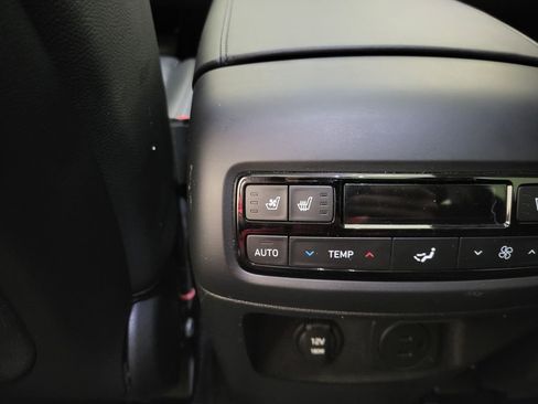 Used 2024 Hyundai Palisade Limited image 23